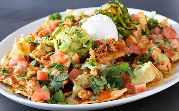CHICKEN NACHOS